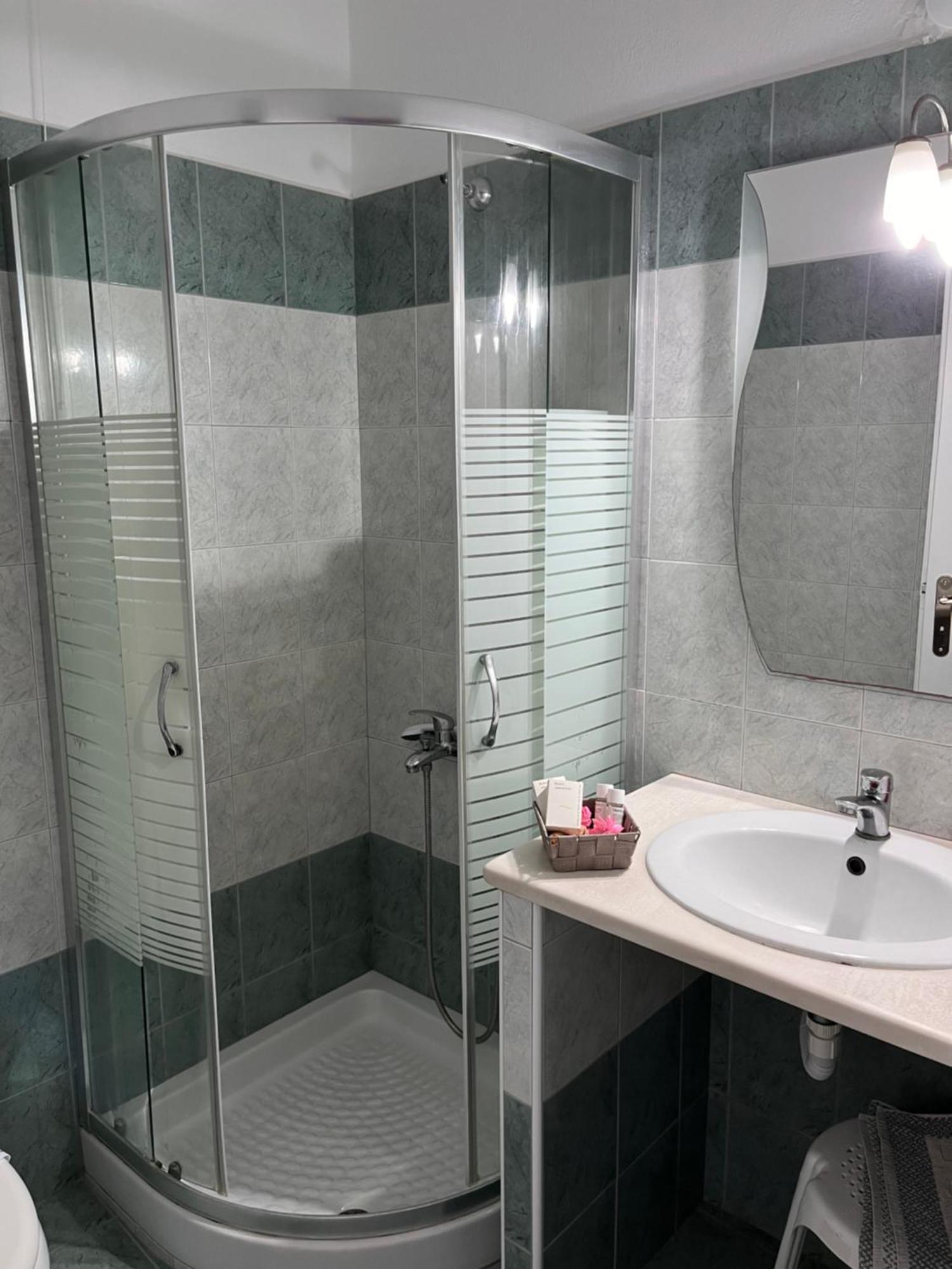 Alinda Hotel Ngoại thất bức ảnh